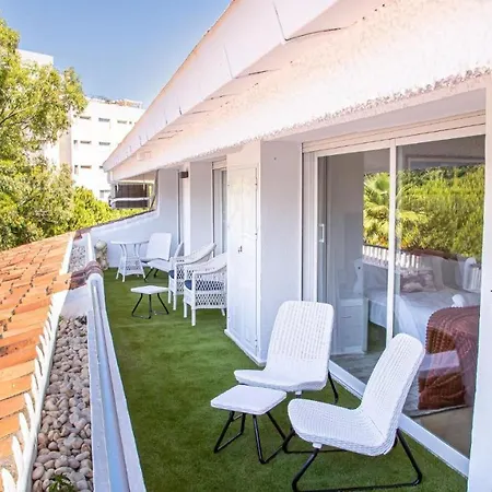 Cozy Penthouse On Golden Mile's Heart Marbella