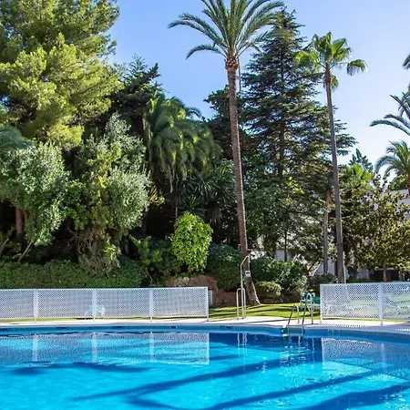 Cozy Penthouse On Golden Mile's Heart Marbella